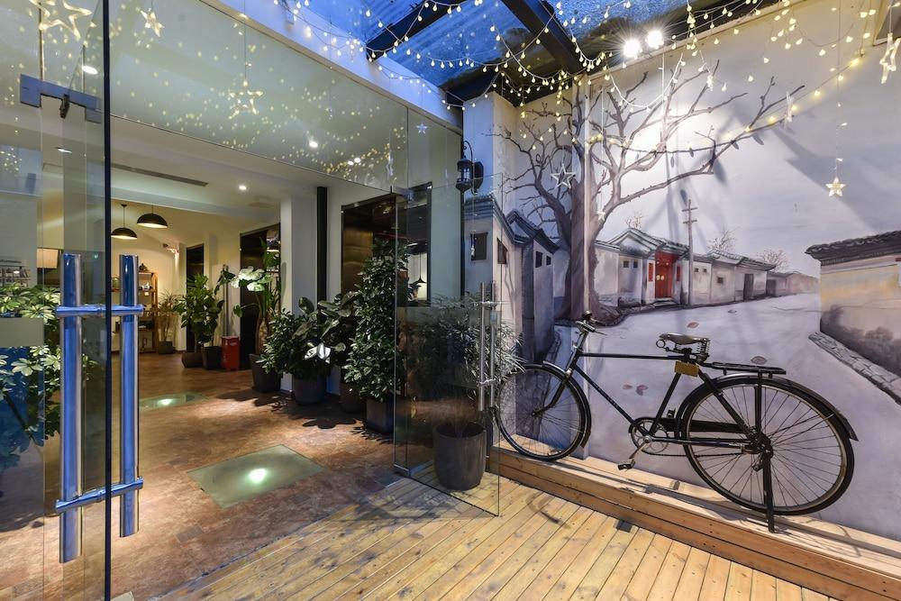 Time Traveller Hotel- Near Yonghe Temple, Ghost Street, Beihai Park, Jingshan Park, Drum Tower, Houhai Bar Street, Tian'anmen Square, Located In Traditional Hutongs, 5 Minutes Away From Subway, Free Laundry Serive 3*