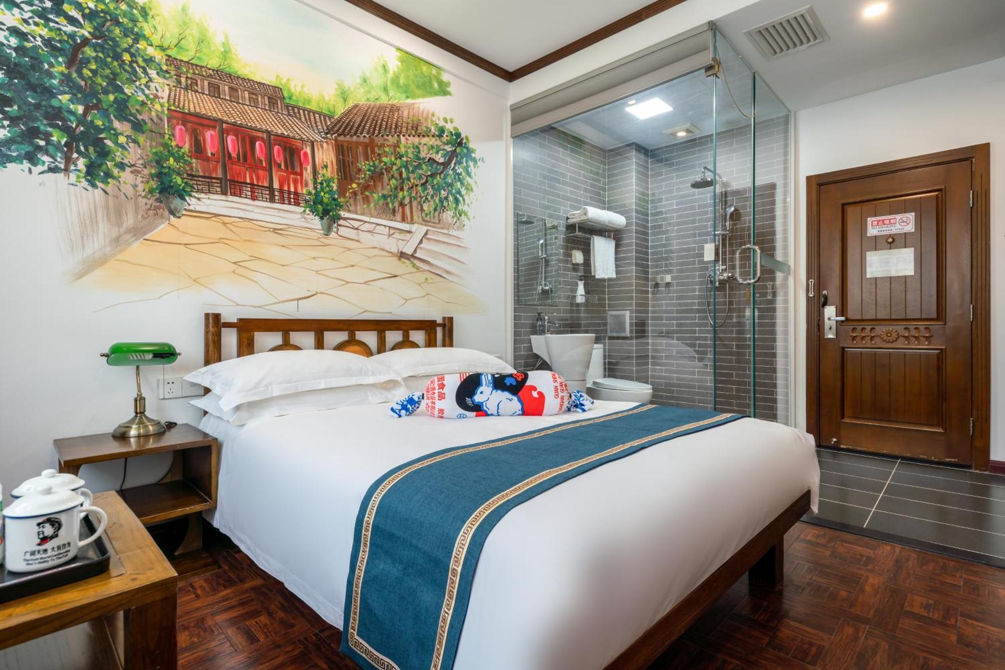 Time Traveller Hotel- Near Yonghe Temple, Ghost Street, Beihai Park, Jingshan Park, Drum Tower, Houhai Bar Street, Tian'anmen Square, Located In Traditional Hutongs, 5 Minutes Away From Subway, Free Laundry Serive Khách sạn