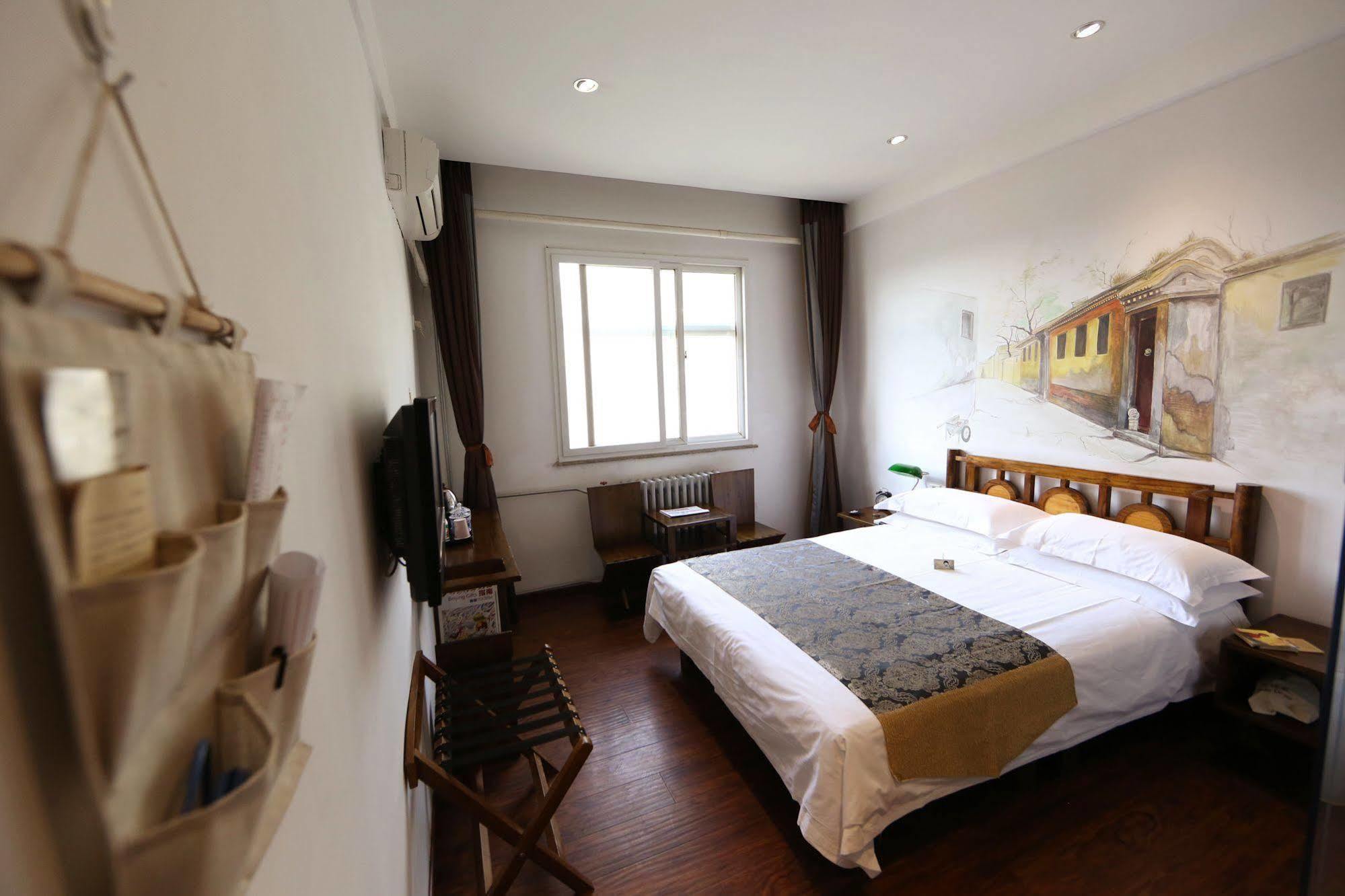 Time Traveller Hotel- Near Yonghe Temple, Ghost Street, Beihai Park, Jingshan Park, Drum Tower, Houhai Bar Street, Tian'anmen Square, Located In Traditional Hutongs, 5 Minutes Away From Subway, Free Laundry Serive 3* Bắc Kinh