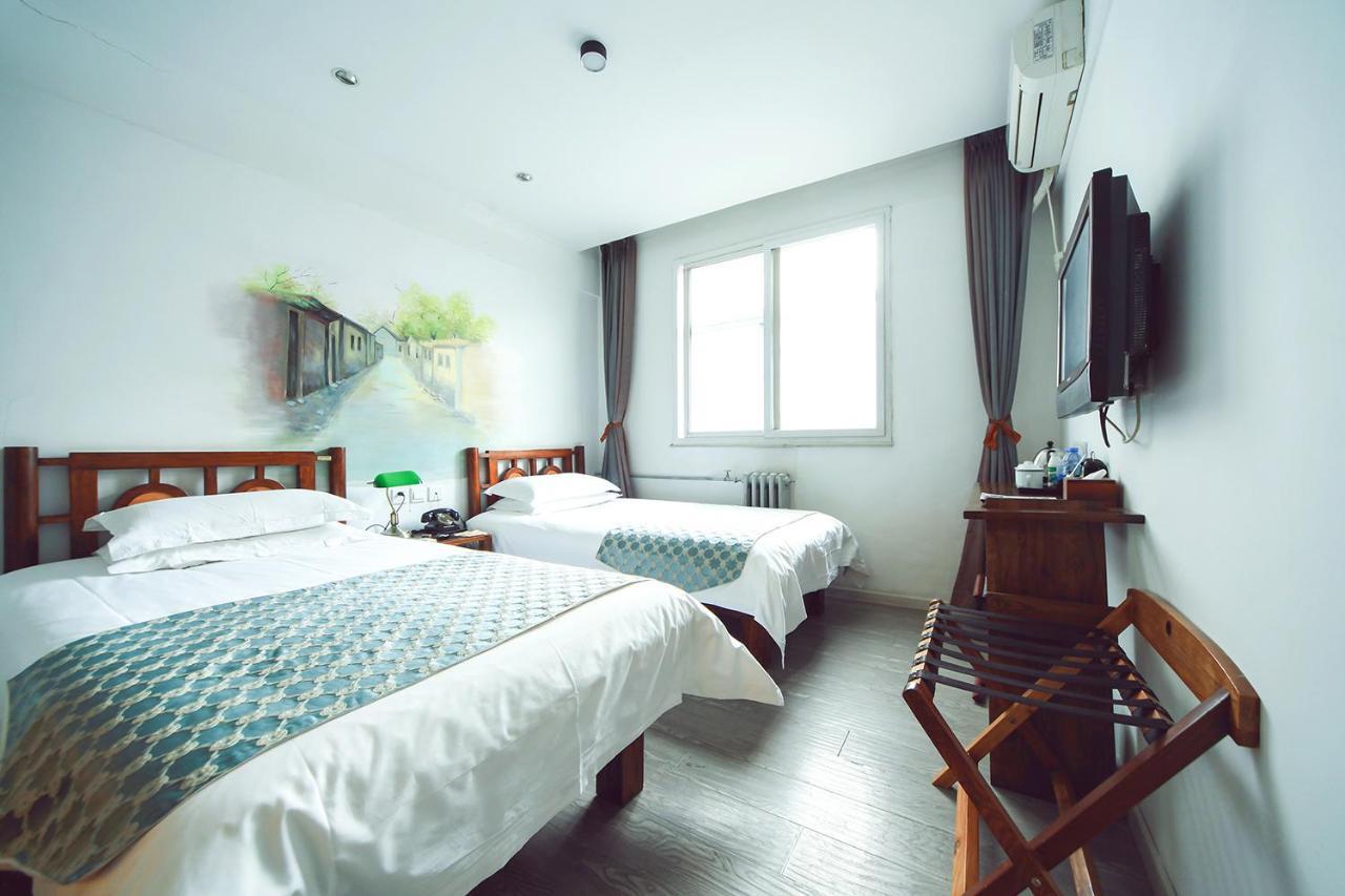 Khách sạn Time Traveller Hotel- Near Yonghe Temple, Ghost Street, Beihai Park, Jingshan Park, Drum Tower, Houhai Bar Street, Tian'anmen Square, Located In Traditional Hutongs, 5 Minutes Away From Subway, Free Laundry Serive